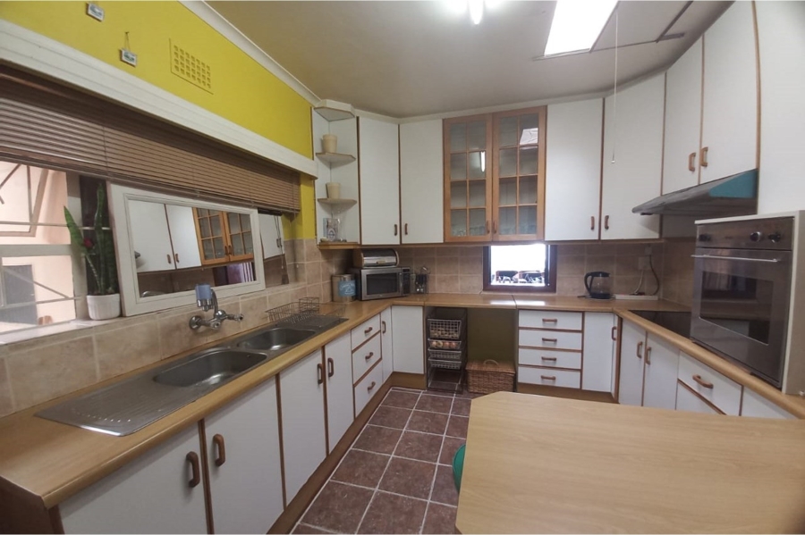 3 Bedroom Property for Sale in Avon Western Cape